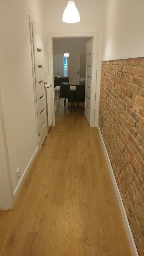 Appartement Apartament Wybickiego à Poznań Extérieur photo